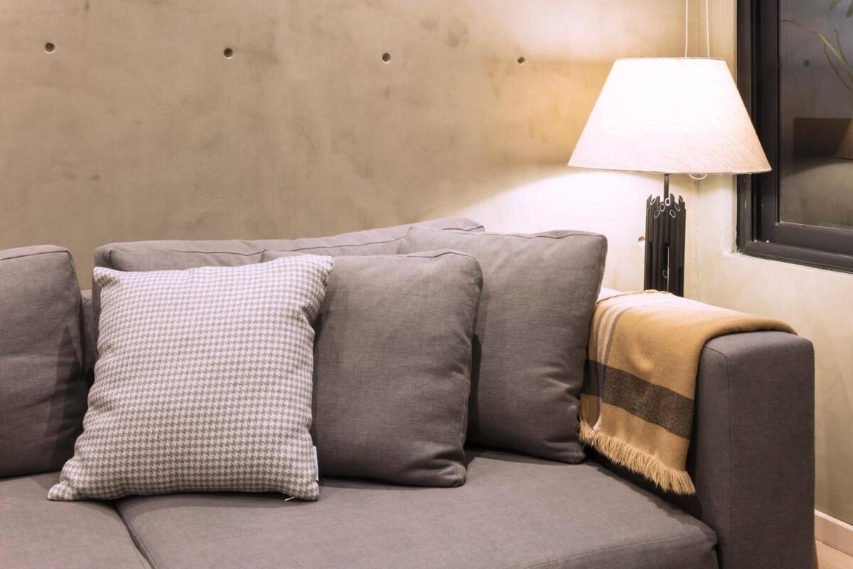 Junto A Embajada De Usa! Apartamento