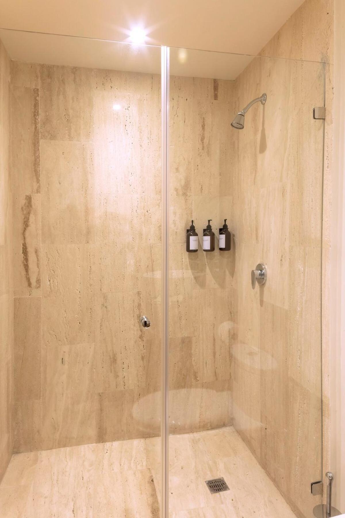 Junto A Embajada De Usa! Apartamento *