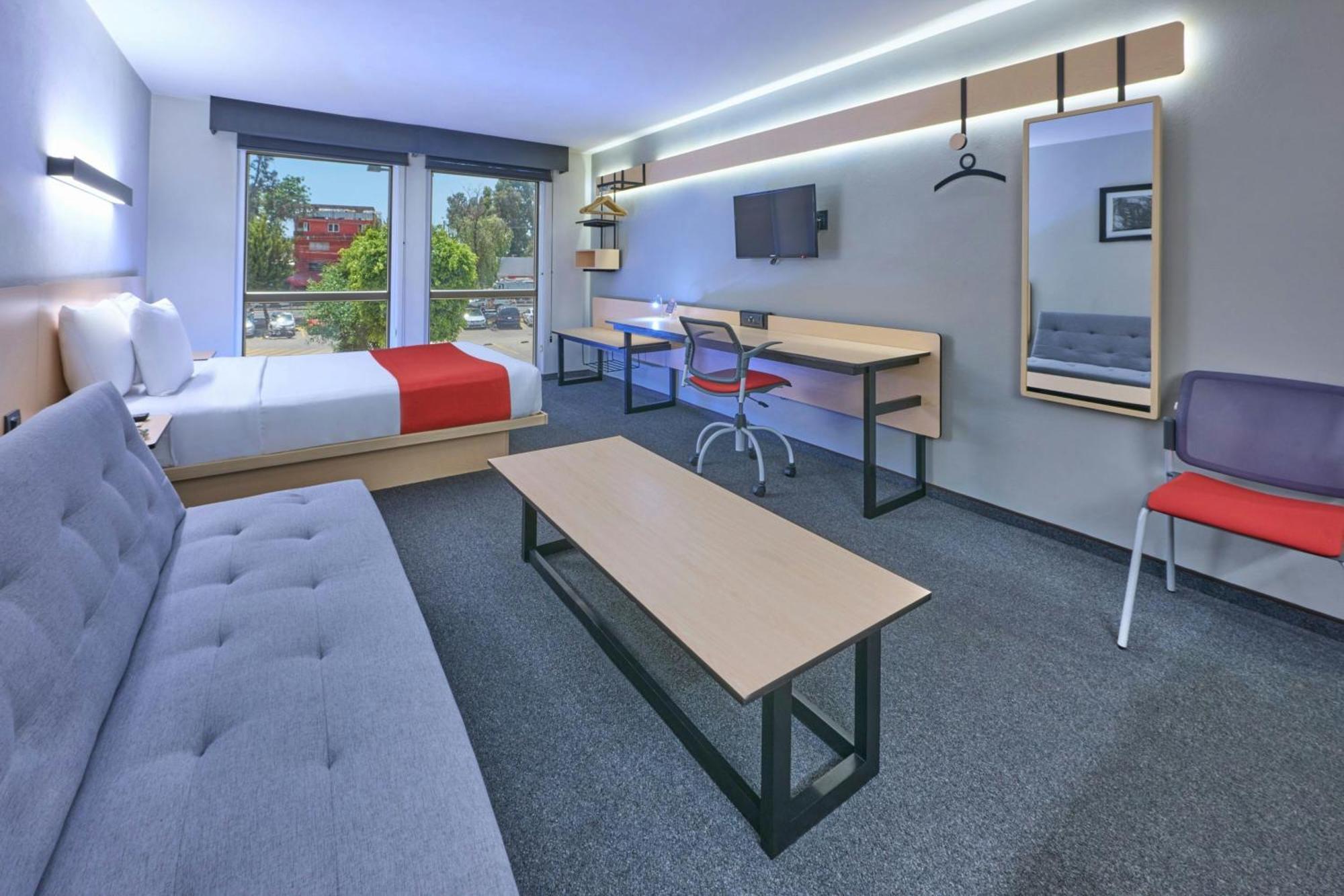 Express Cdmx Plaza Hotel 4*
