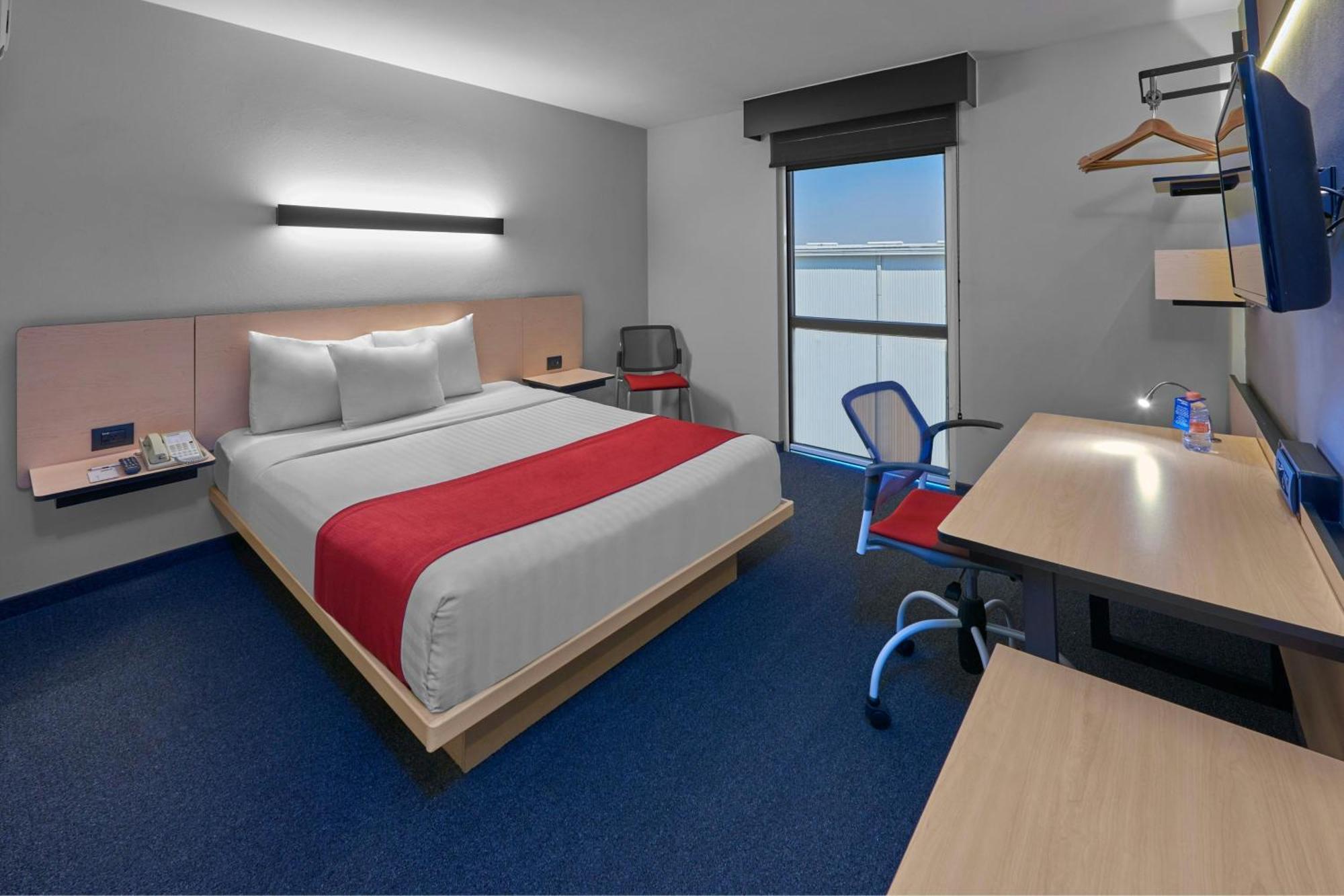 Express Cdmx Plaza Hotel 4*