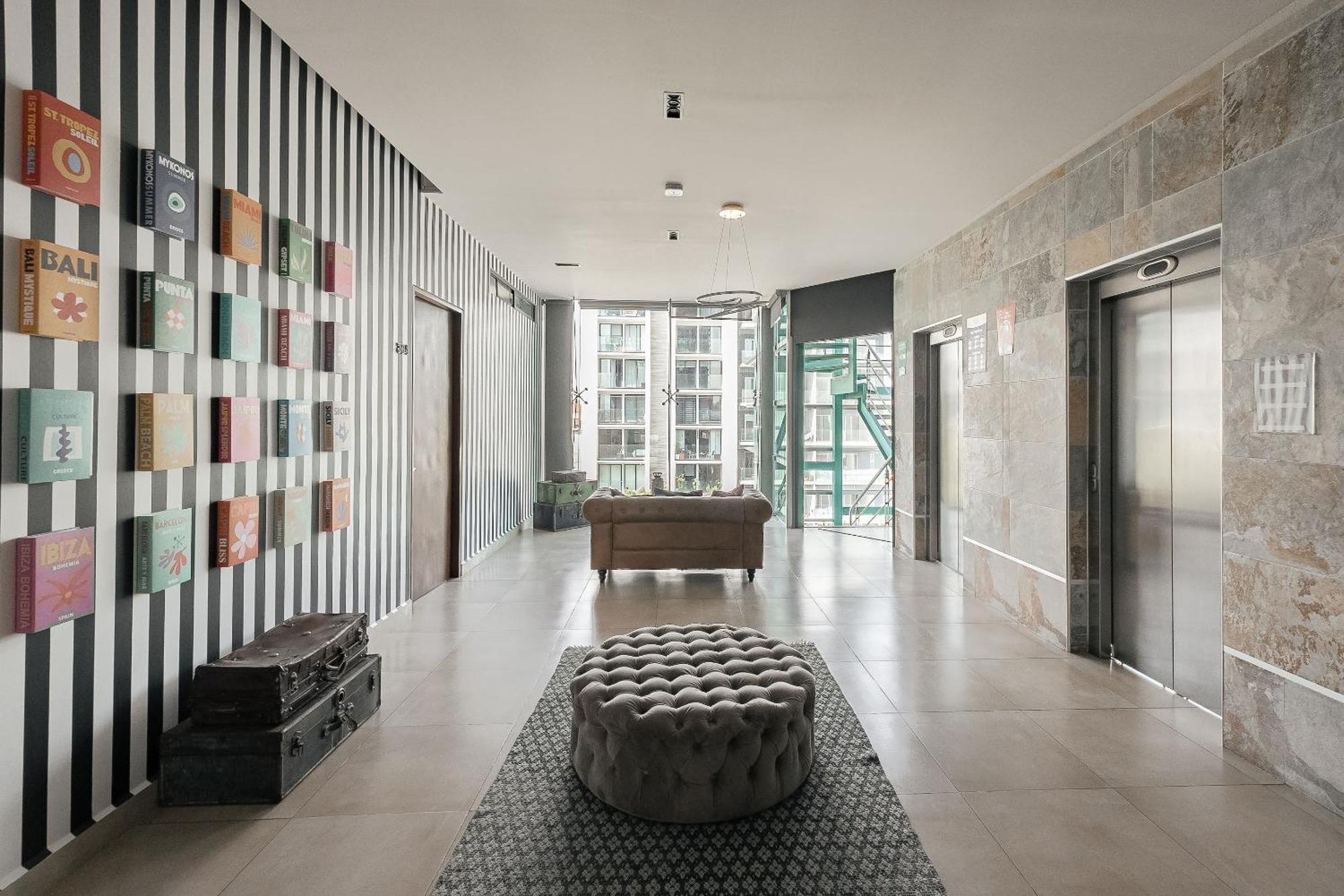 The Jungle Den Shared Mens Albergue *