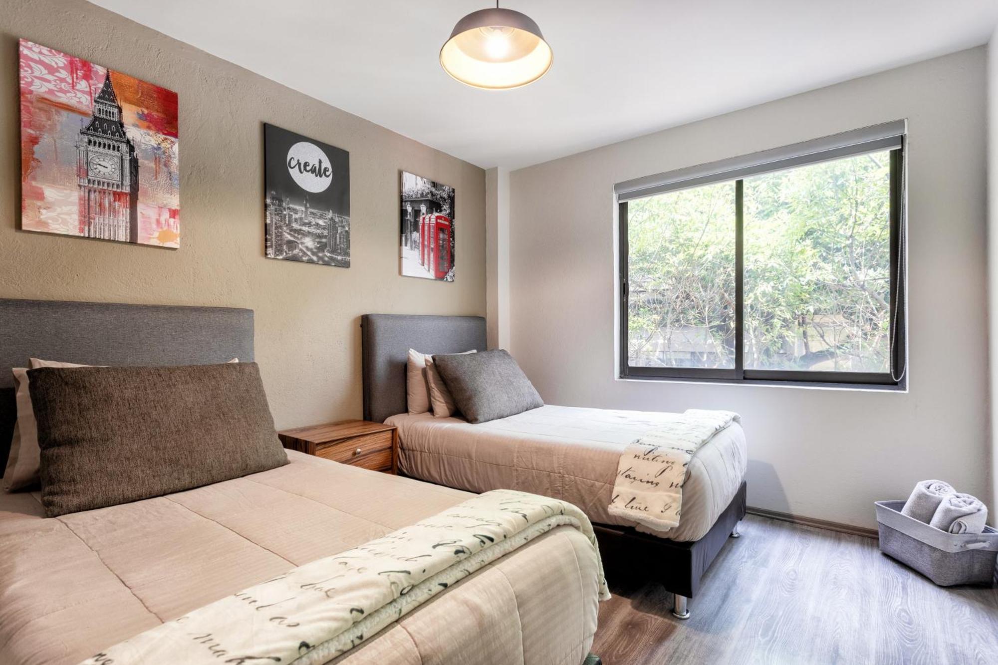 Bright & Stylish In Roma Condesa Sleeps 7 Mexico City