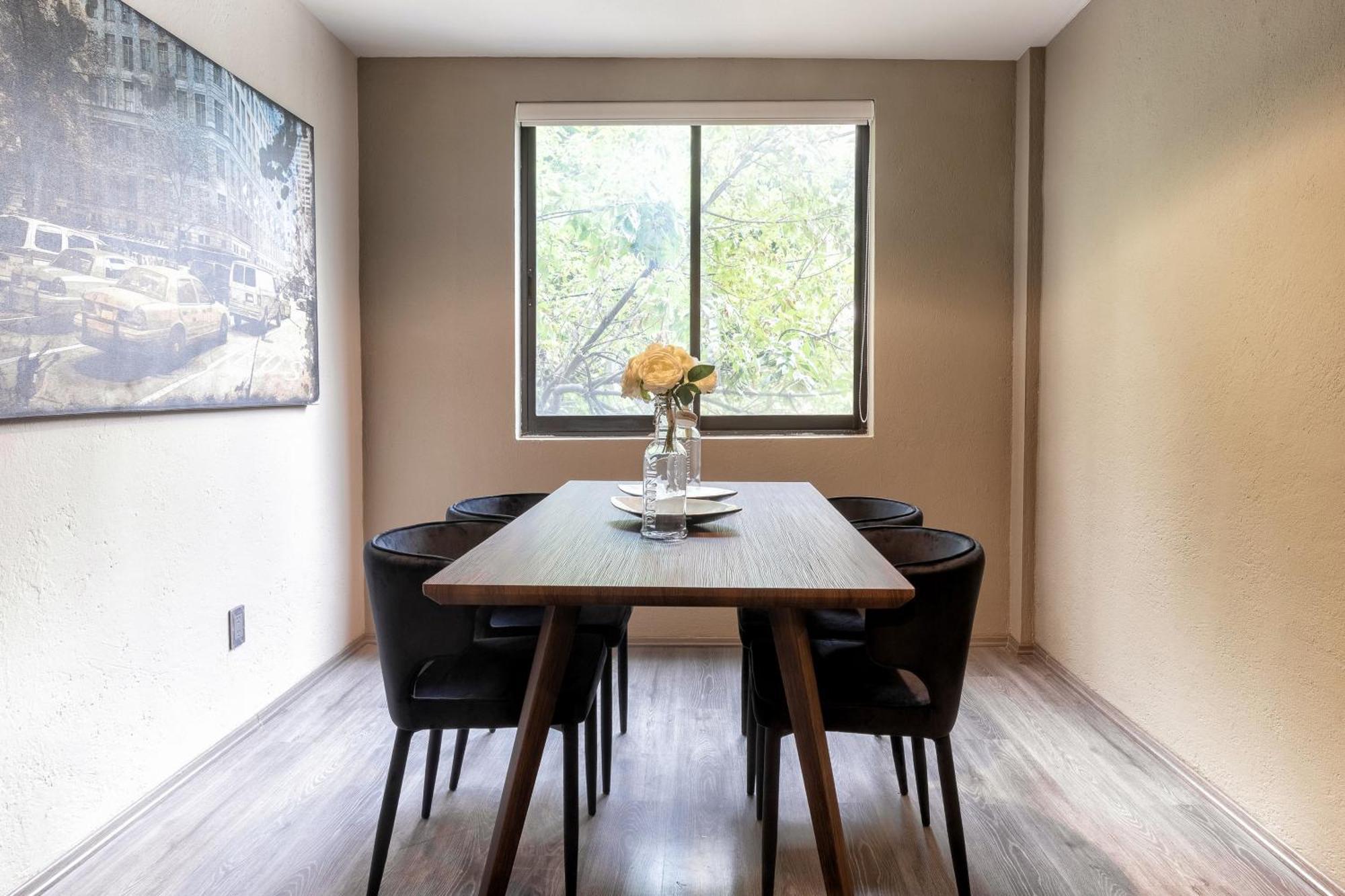 Apartment Bright & Stylish In Roma Condesa Sleeps 7 *