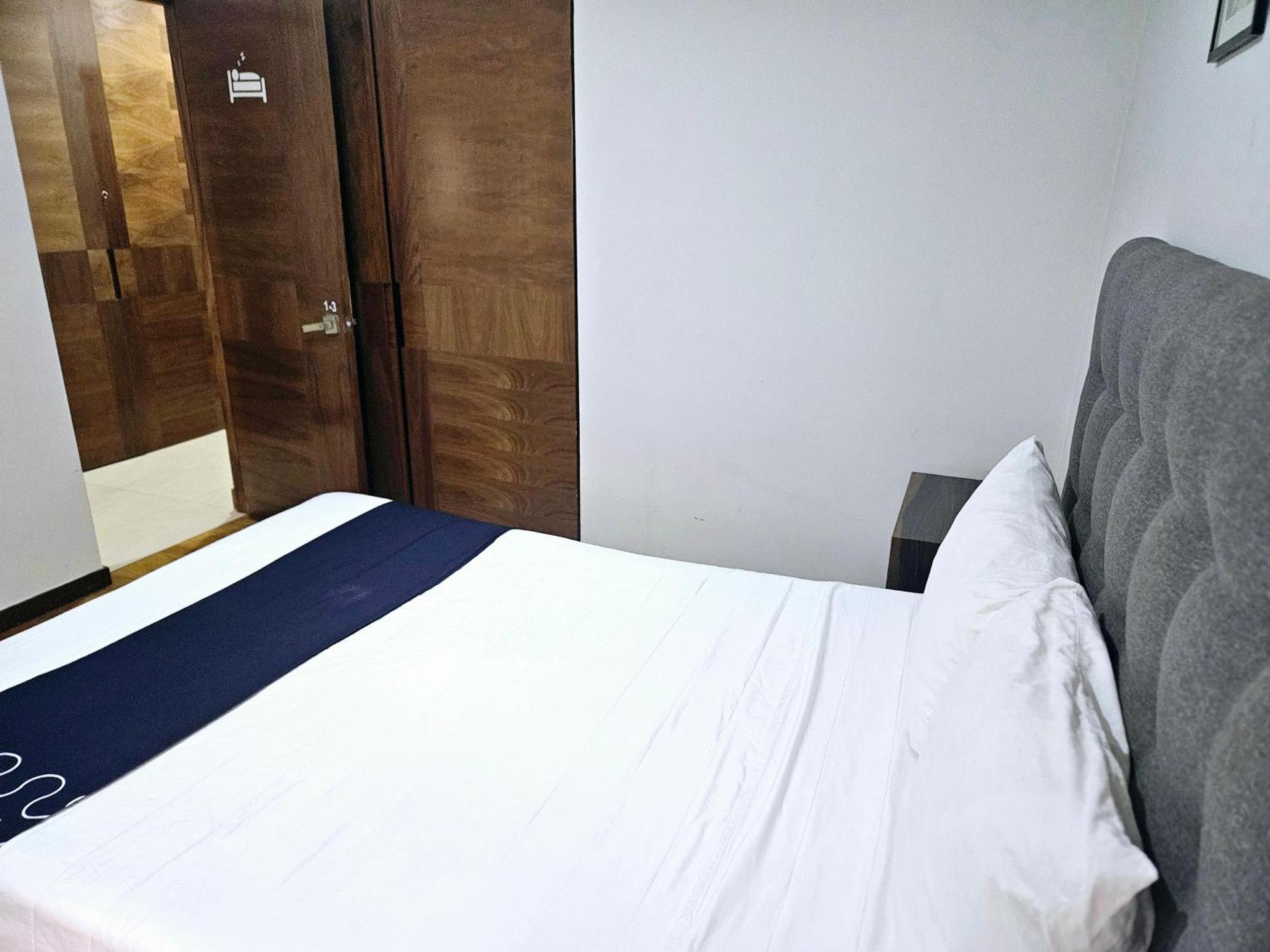 Hotel Singular Sócrates 3*