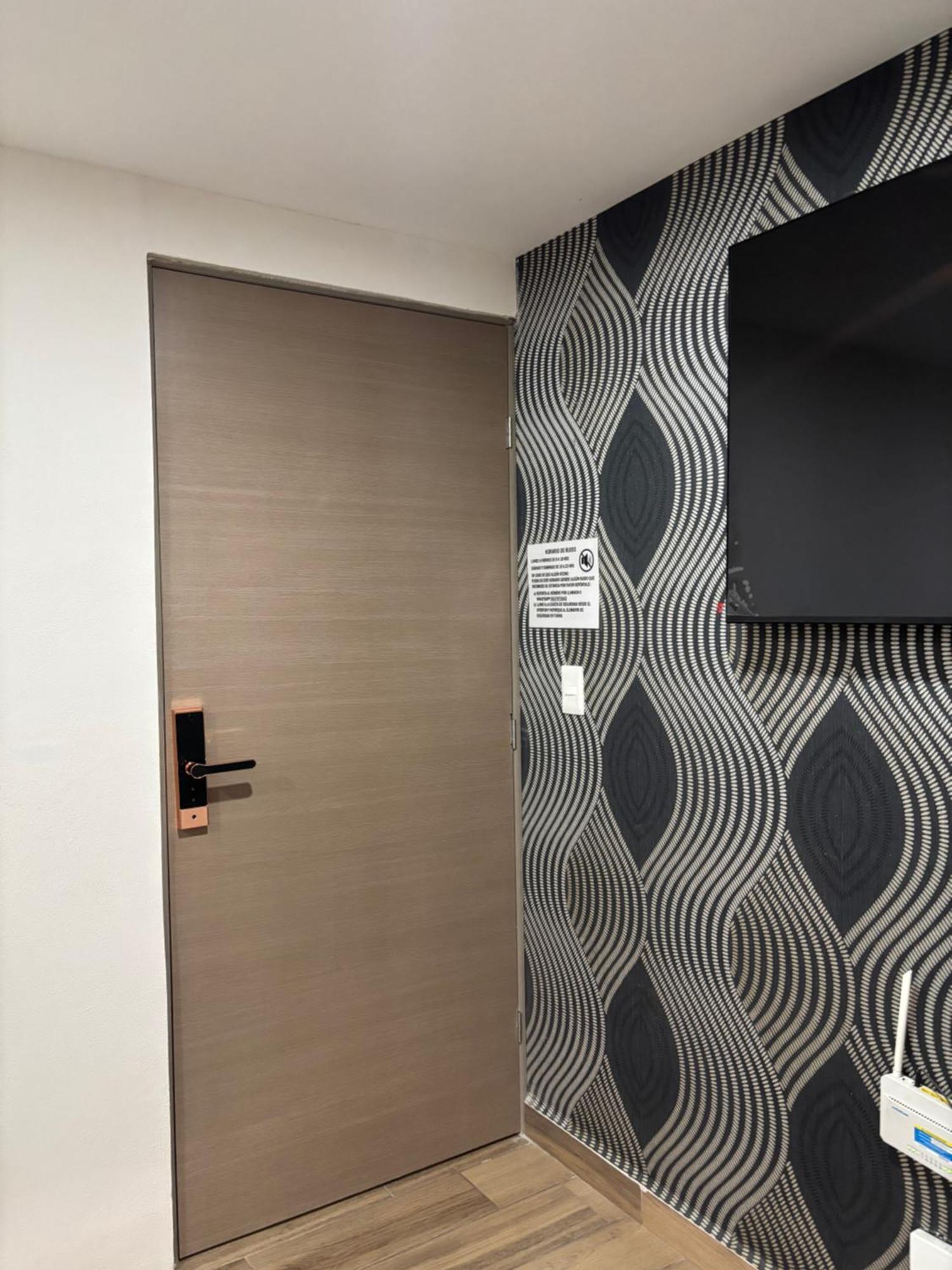Privada En Departamento Compartido En El Centro De La Cdmx, Buenavista Cerca De Reforma Zocalo Habitación en casa particular *
