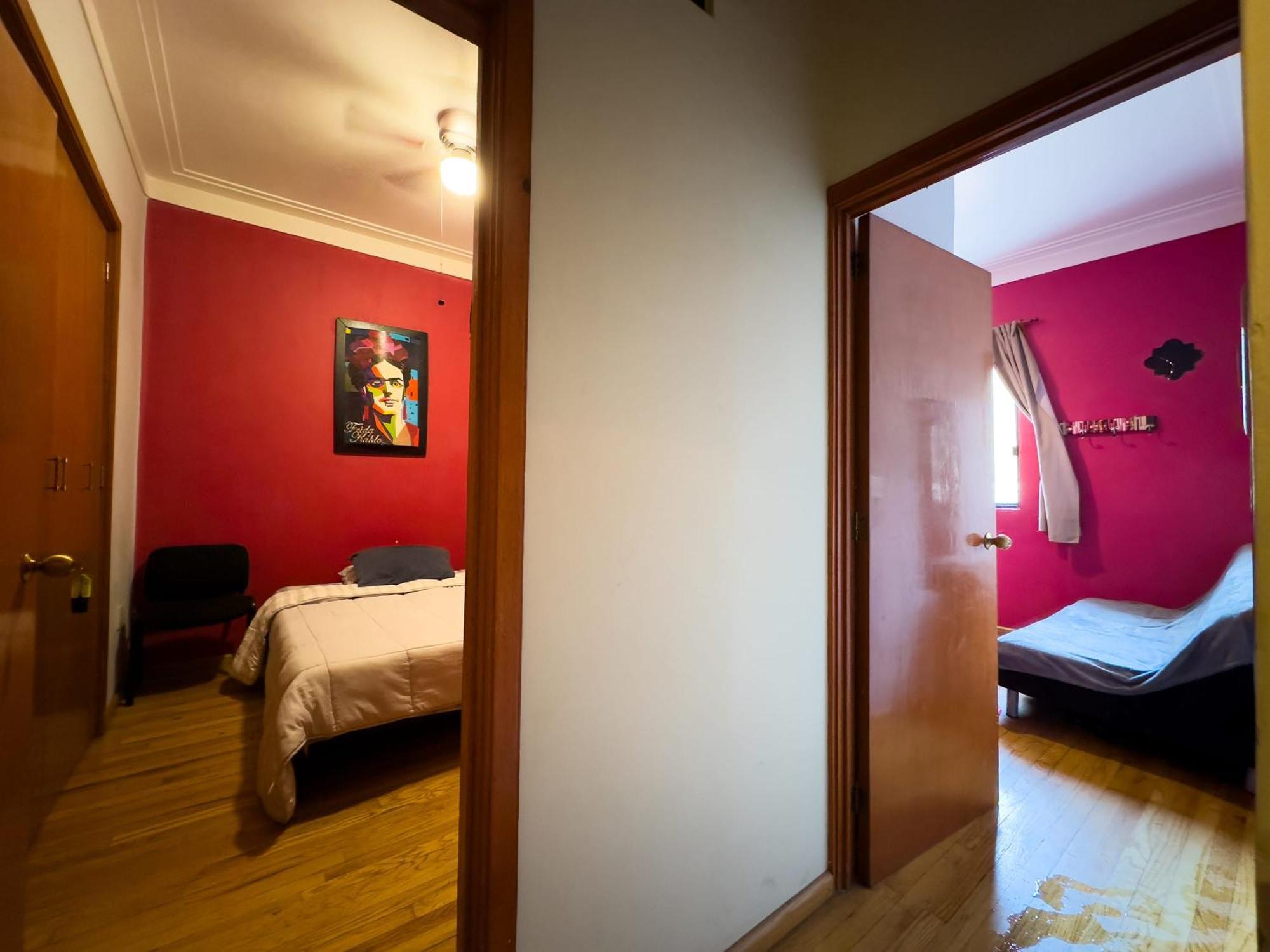 Excellent Location Wide House 5 Bedroom Roma Sur Сasa de vacaciones