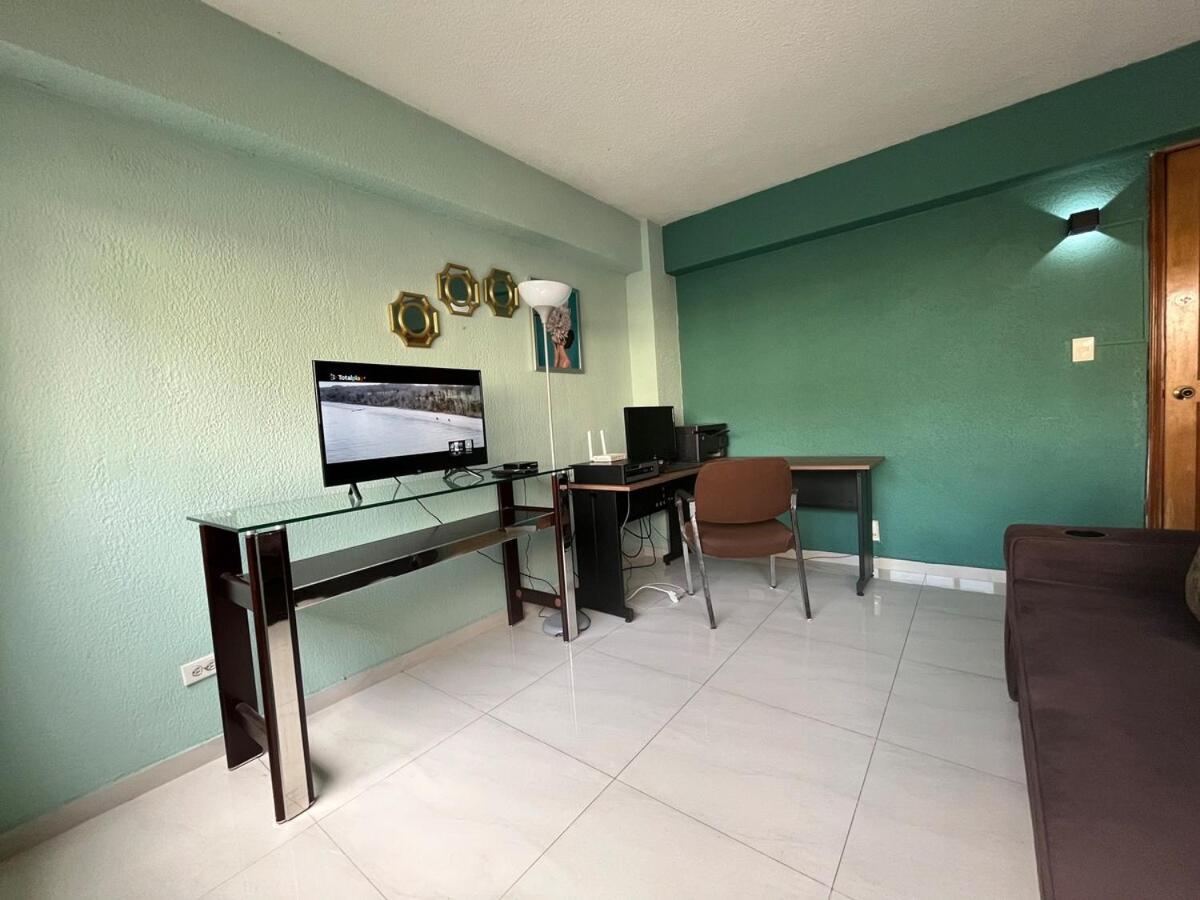 Espacioso Con Oficina Y Internet De Alta Velocidad Apartamento