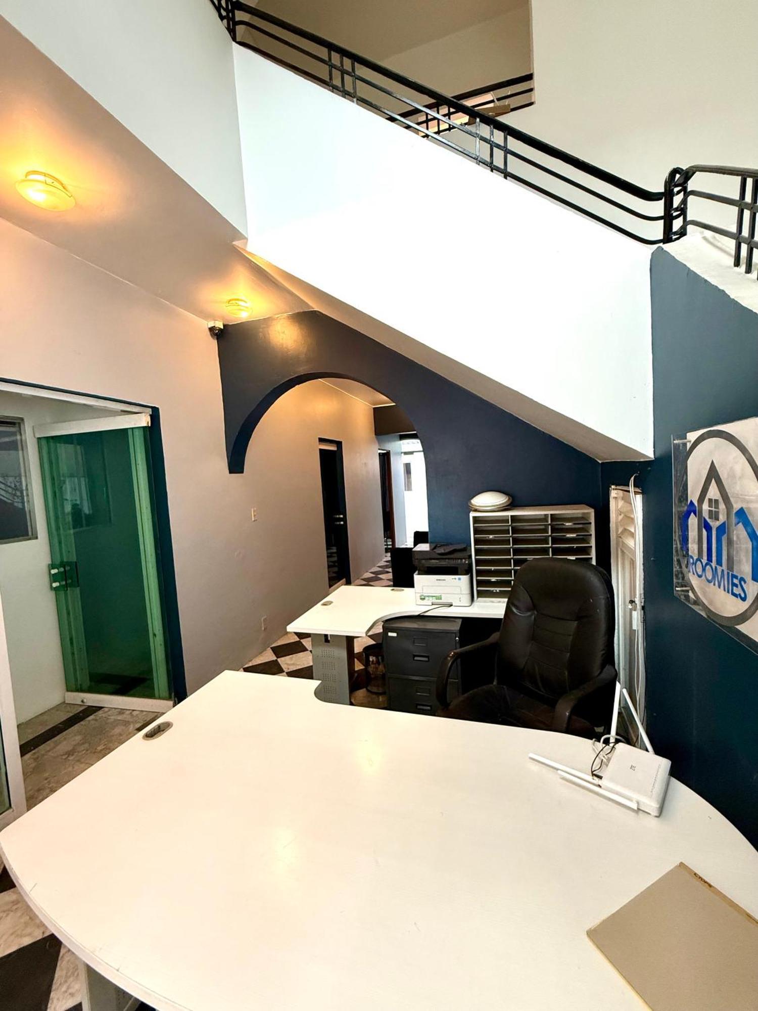 Albergue Roomies Reforma - La Diana Cidade do México