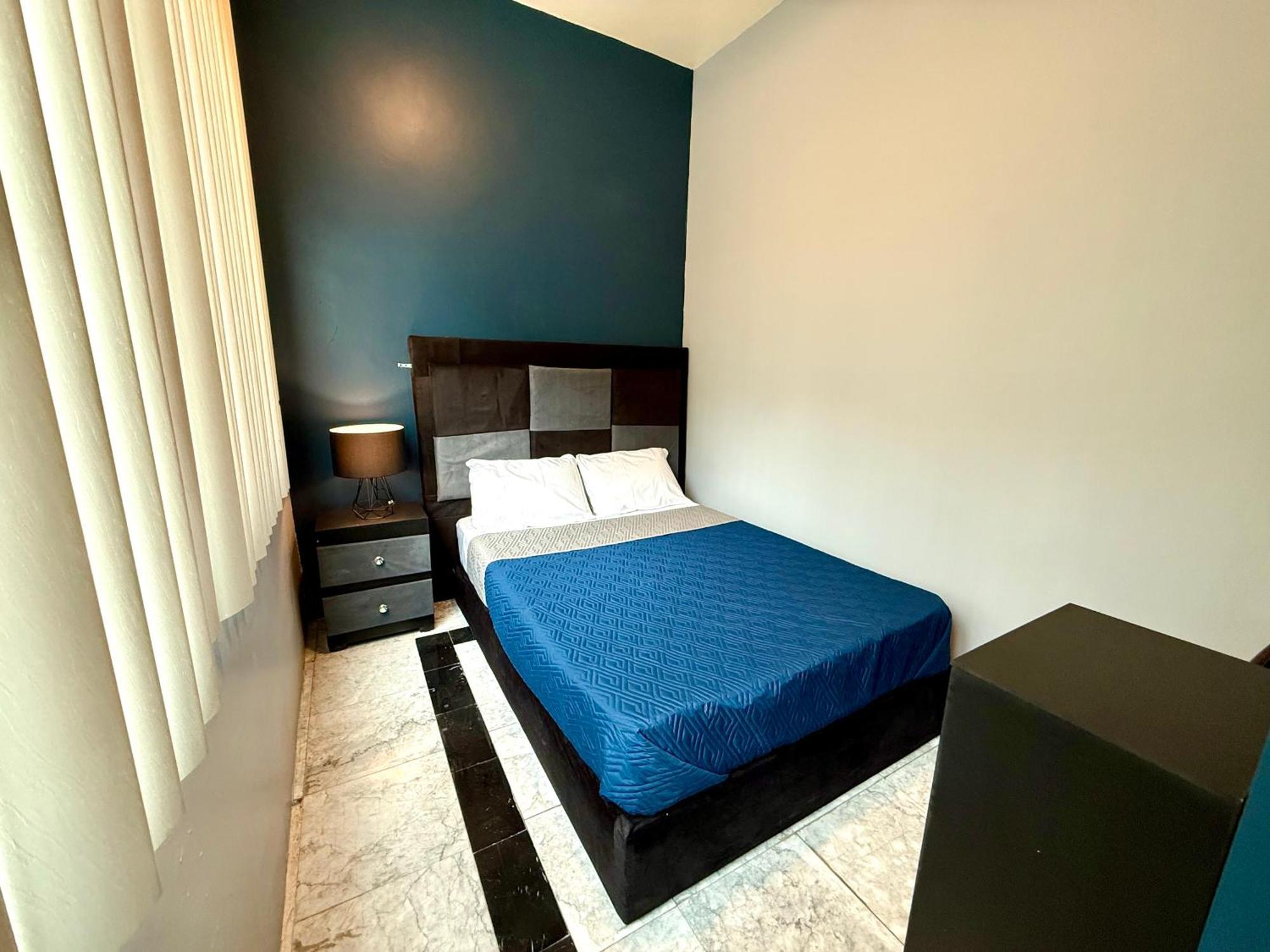 Roomies Reforma - La Diana Albergue Cidade do México
