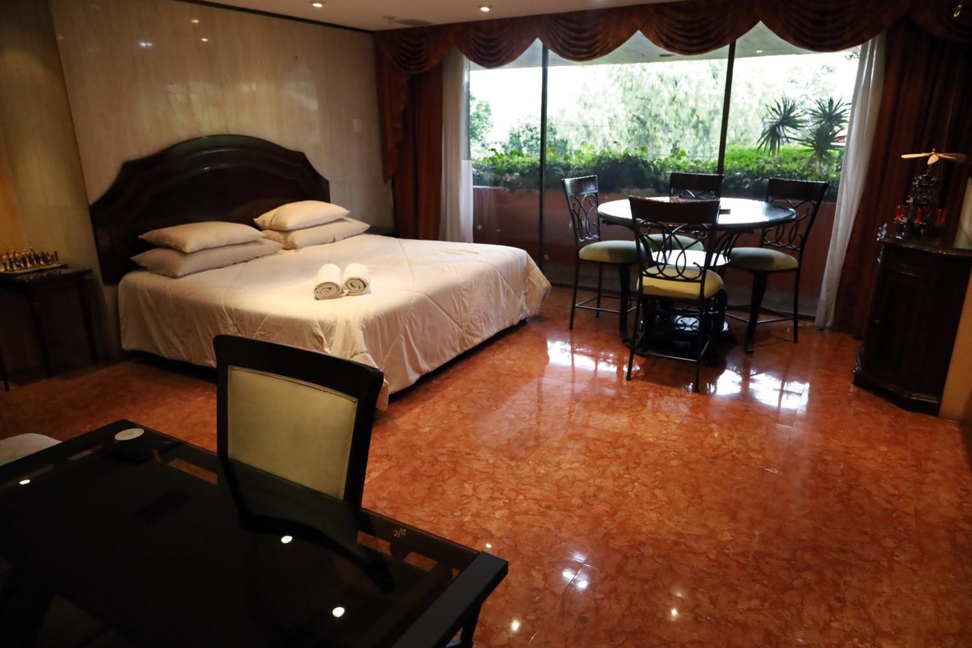 Boutique Rosas - Satelite Homestay *