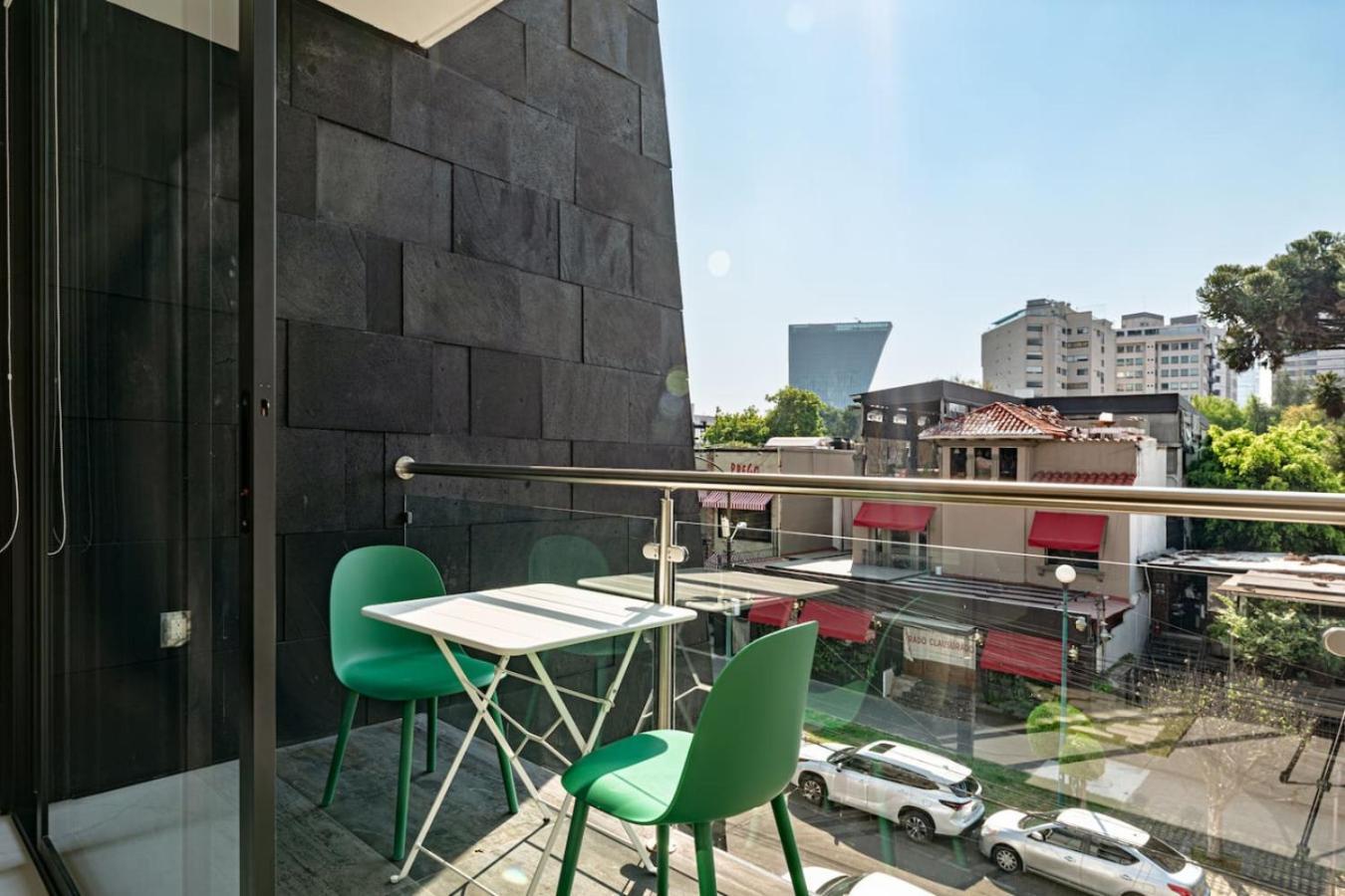 Stylish 2 Oasis With Private Balconies Apartamento *