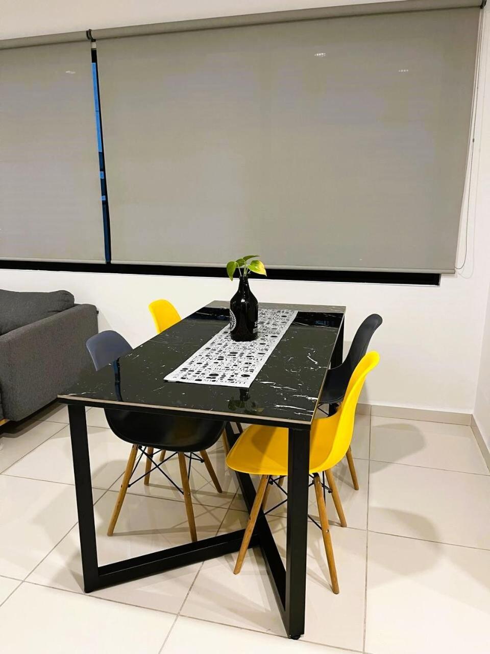 Centrally Located And Warm - Wtc, Cdmx