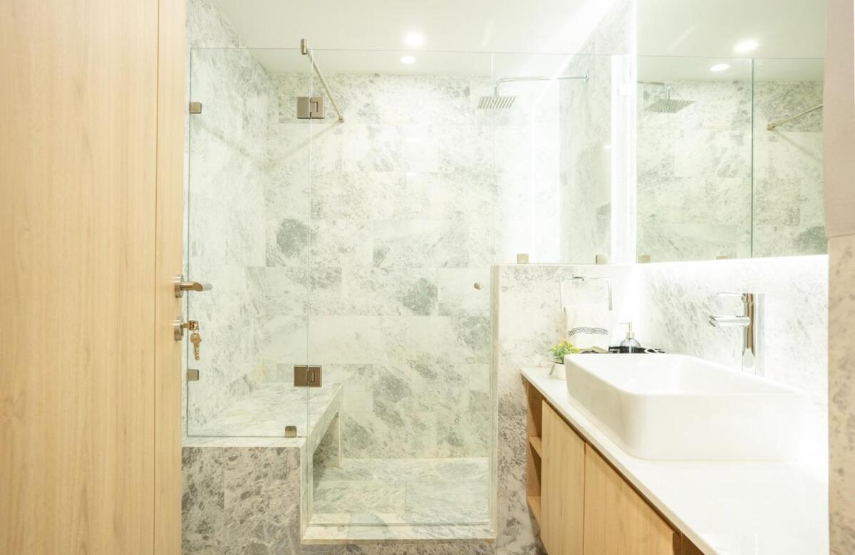 Stunning 3br In Condesa With Terrace, Pool & Gym Apartment *