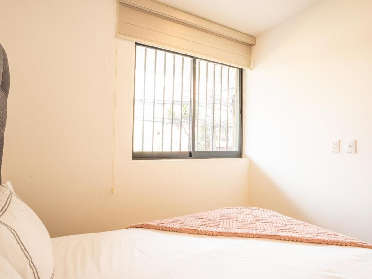 Stunning 3br In Condesa With Terrace, Pool & Gym Mexico City