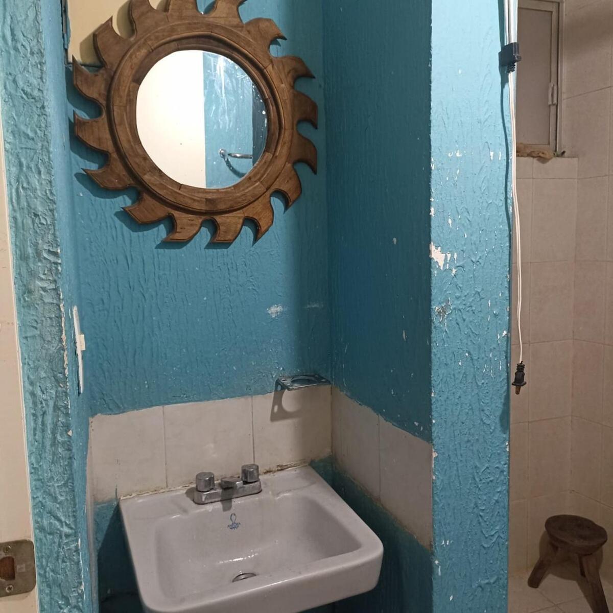 Sandos House Centrally Located Bedroom Apartment *