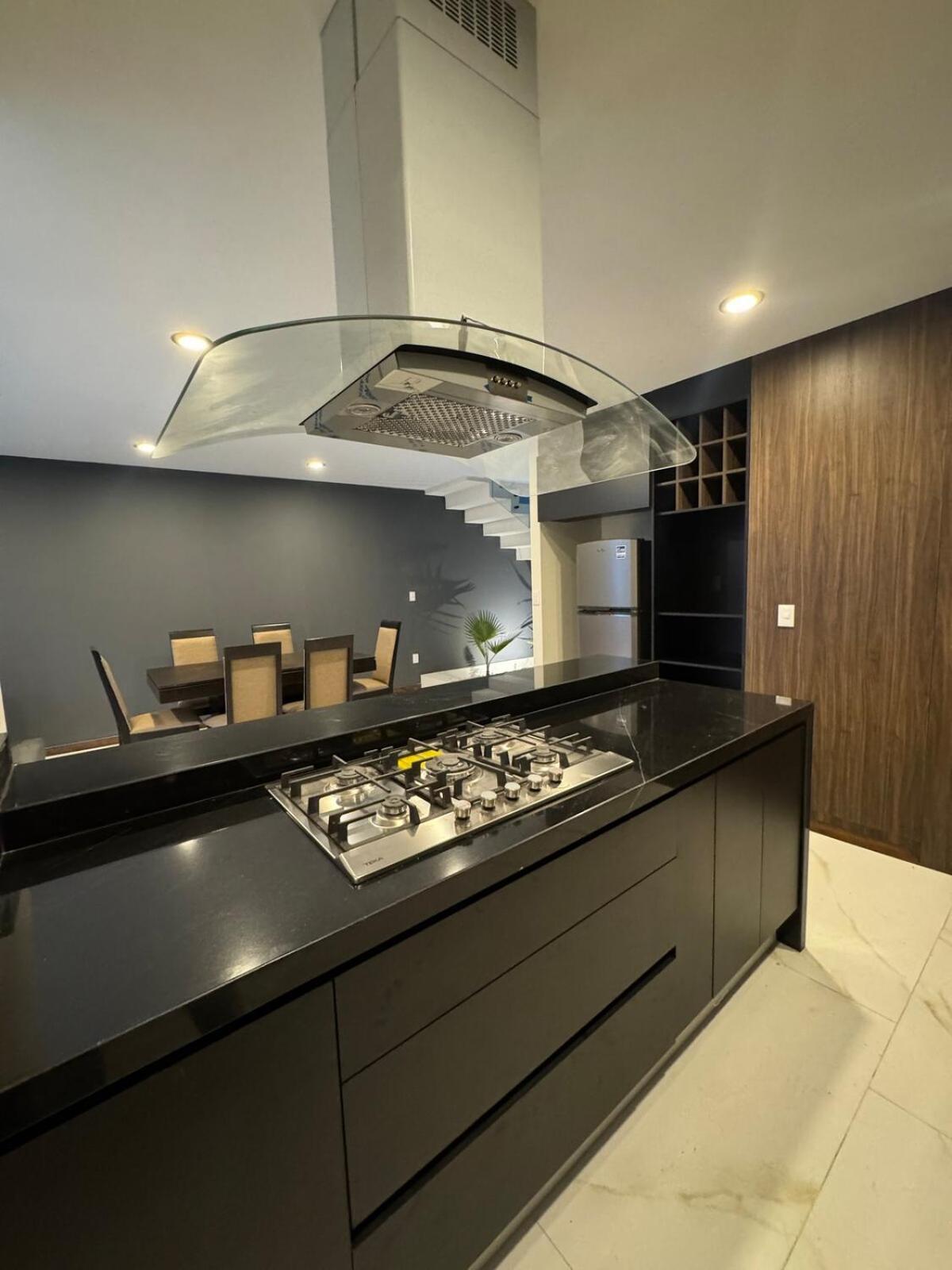 Large House In An Exclusive Area