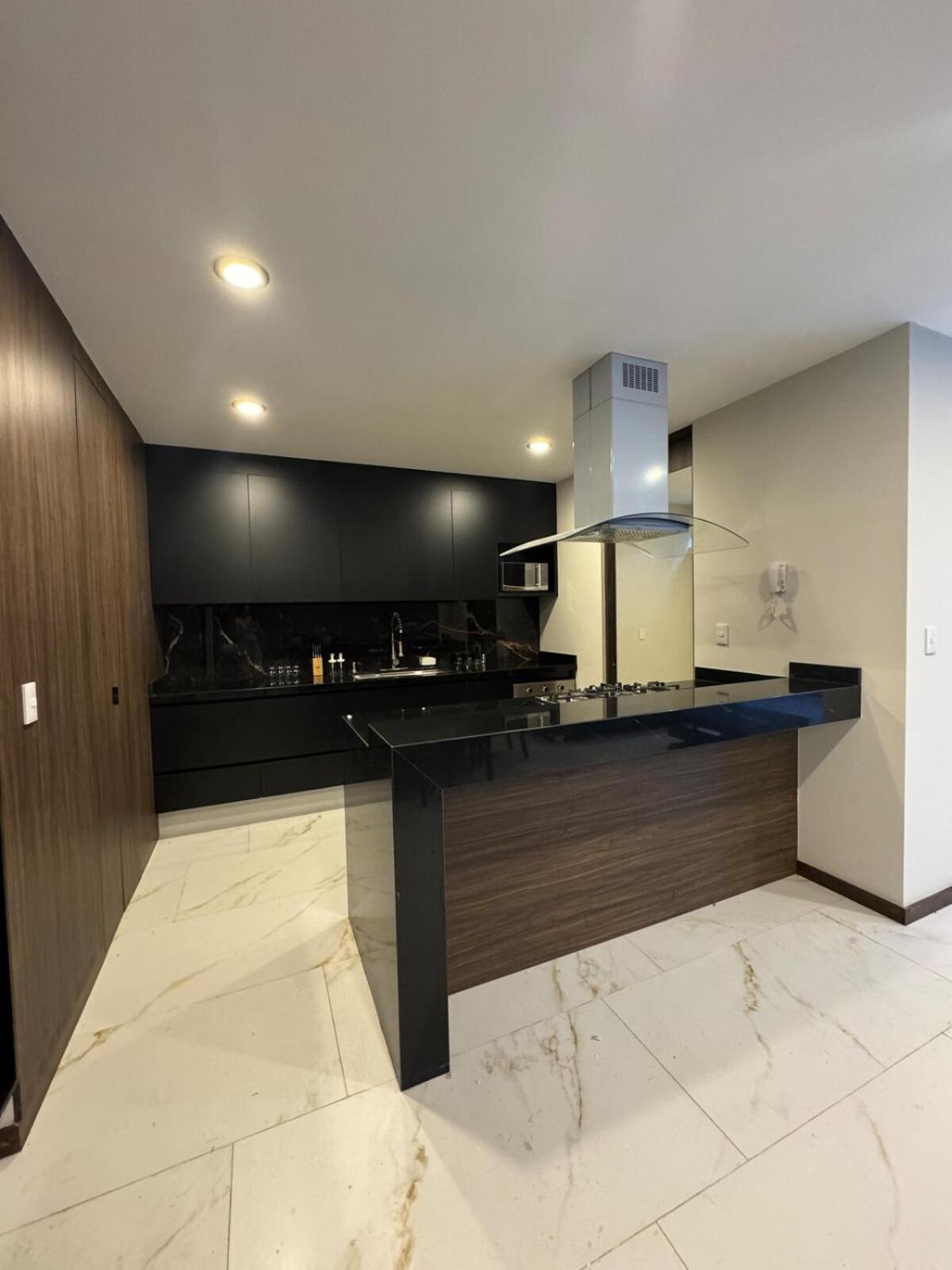 Apartamento Large House In An Exclusive Area *