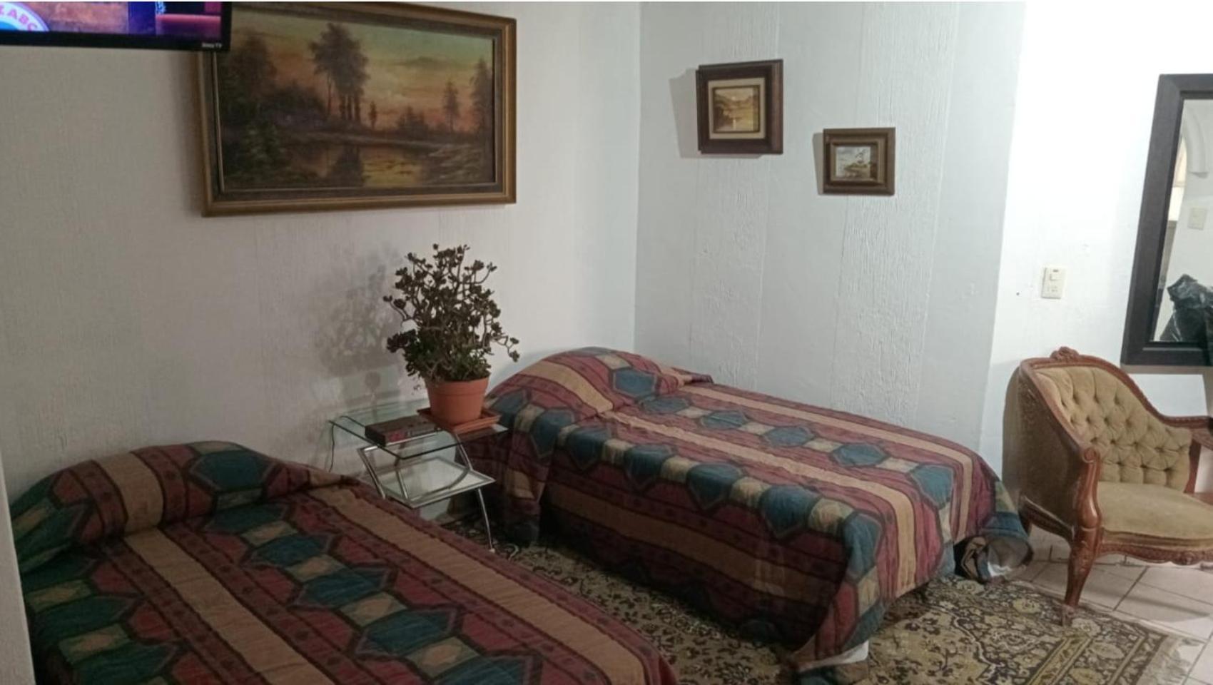 Casa Sola En Xochimilco 6 Personas *