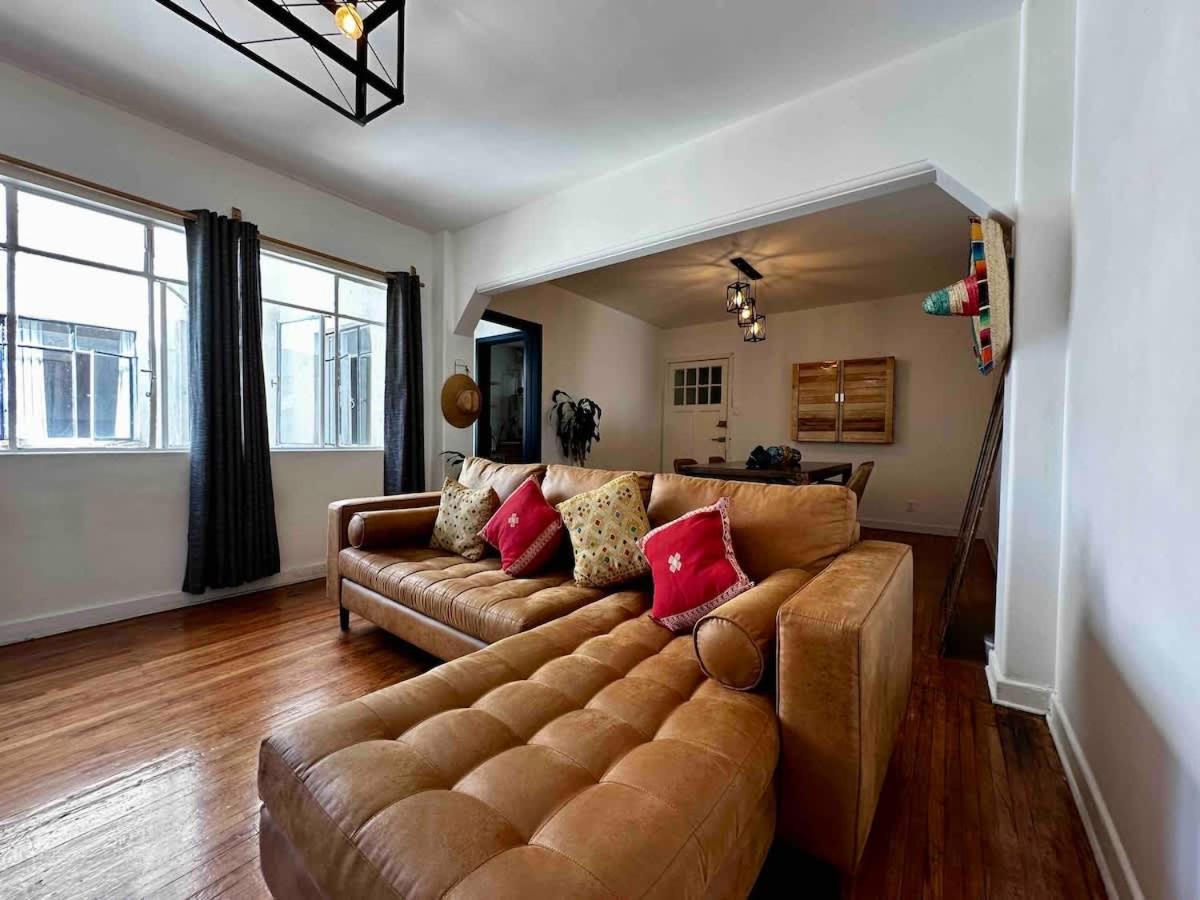 1 Bedroom Hipster In Esquina Del Chilaquil Apartamento