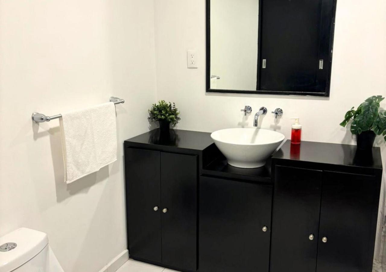 The Closest Place To Attractions In Apartamento