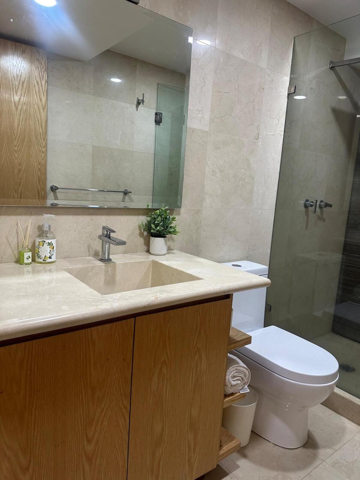 Apartamento Beautiful 24-hour Security *