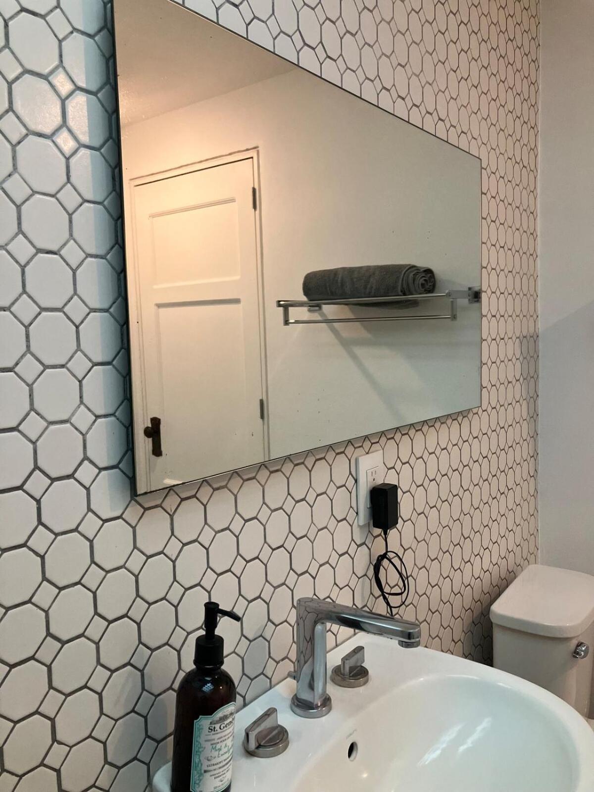 Newly Remodeled, Cozy And Modern Condesa