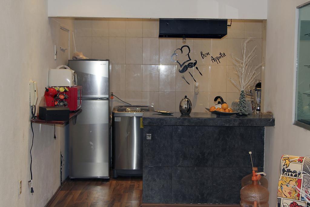 Hostal Lety's Place *