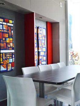 Hotel Block