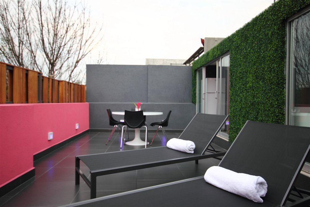 Hostal La Buena Vida *