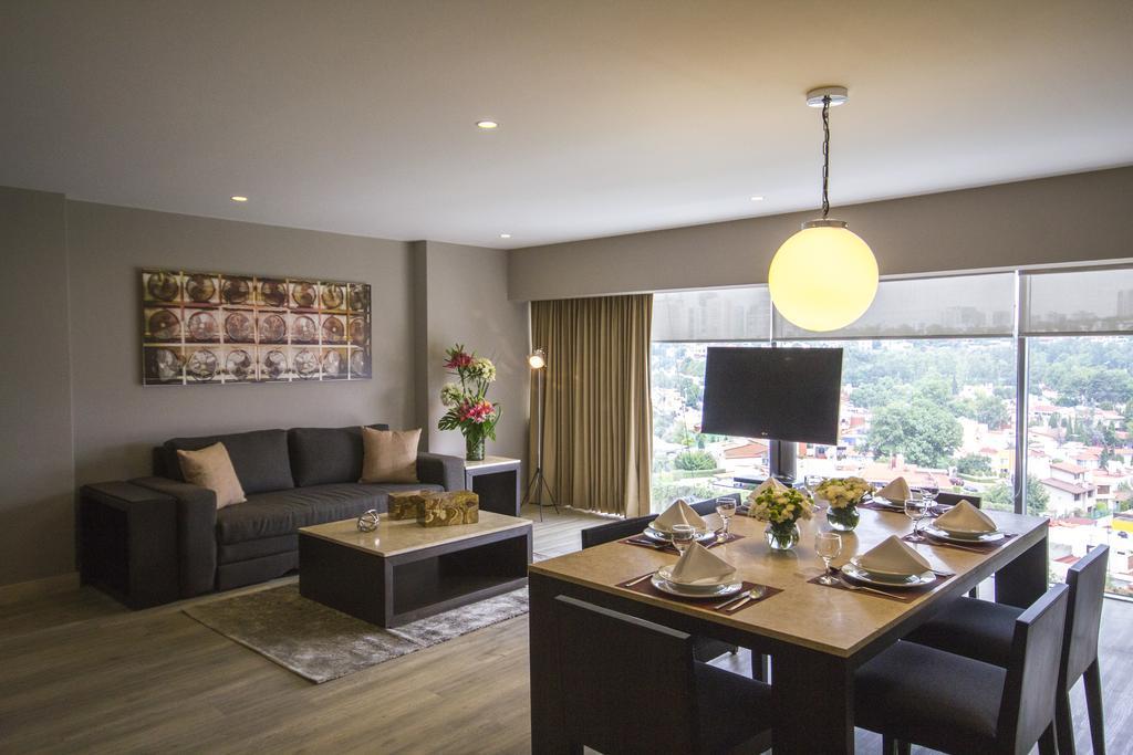 Ventura Hotel&suites Interlomas