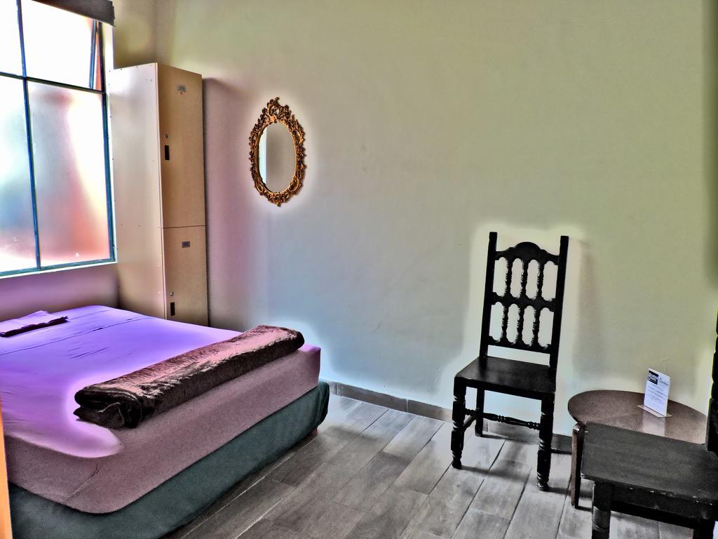 Hostal Capsule México DF