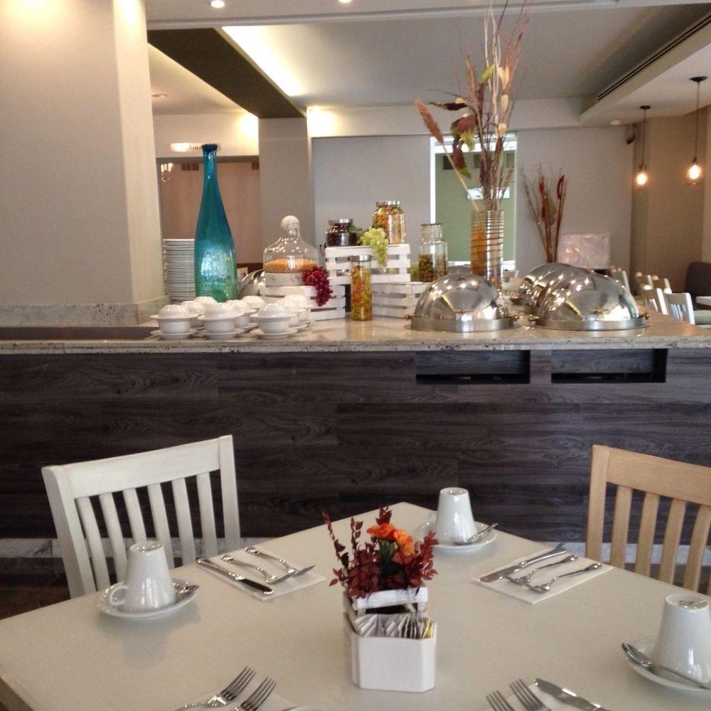 Stanza Hotel