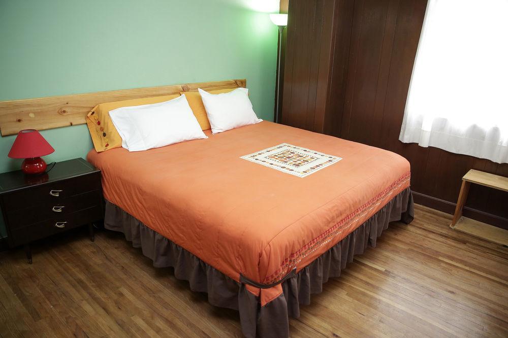 Chillout Flats Bed and breakfast 3*