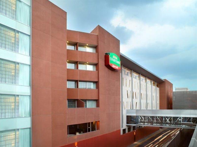 Courtyard By Marriott Mexico Airport Hotel México DF