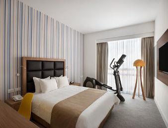 Tryp World Trade Hotel *