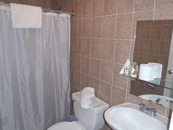 Avilla Hotel 2*