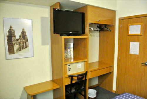 Roble Hotel