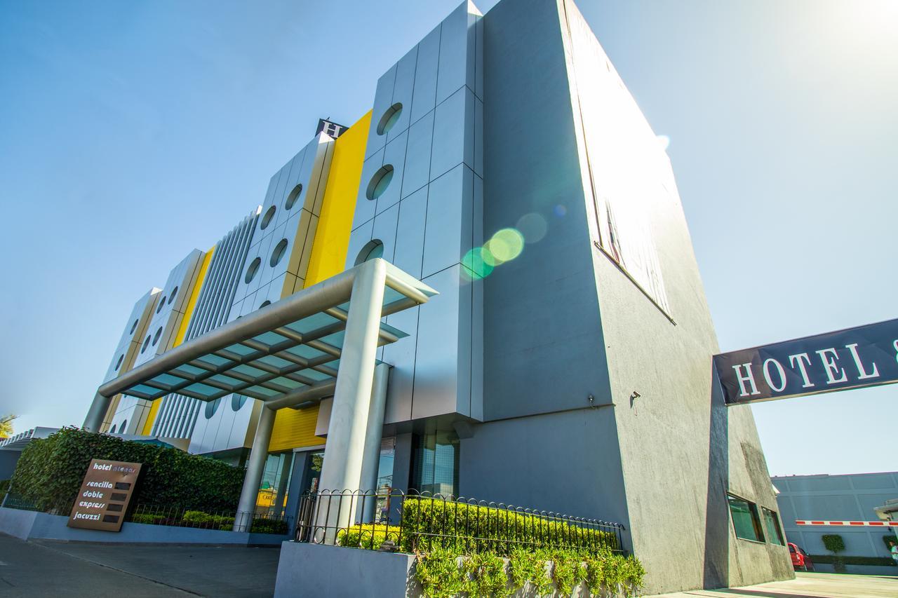 Hotel Atenas Plaza 4*