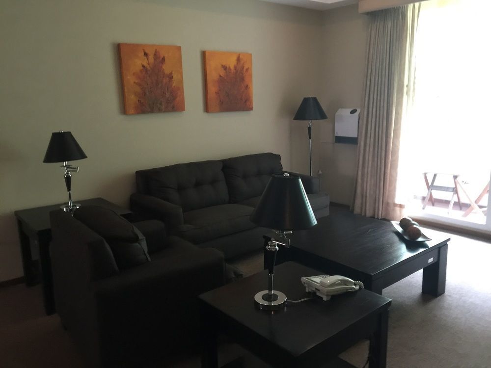 Hotel Residencias La Loma 5*