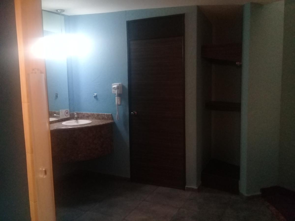 Hotel del amor La Flor