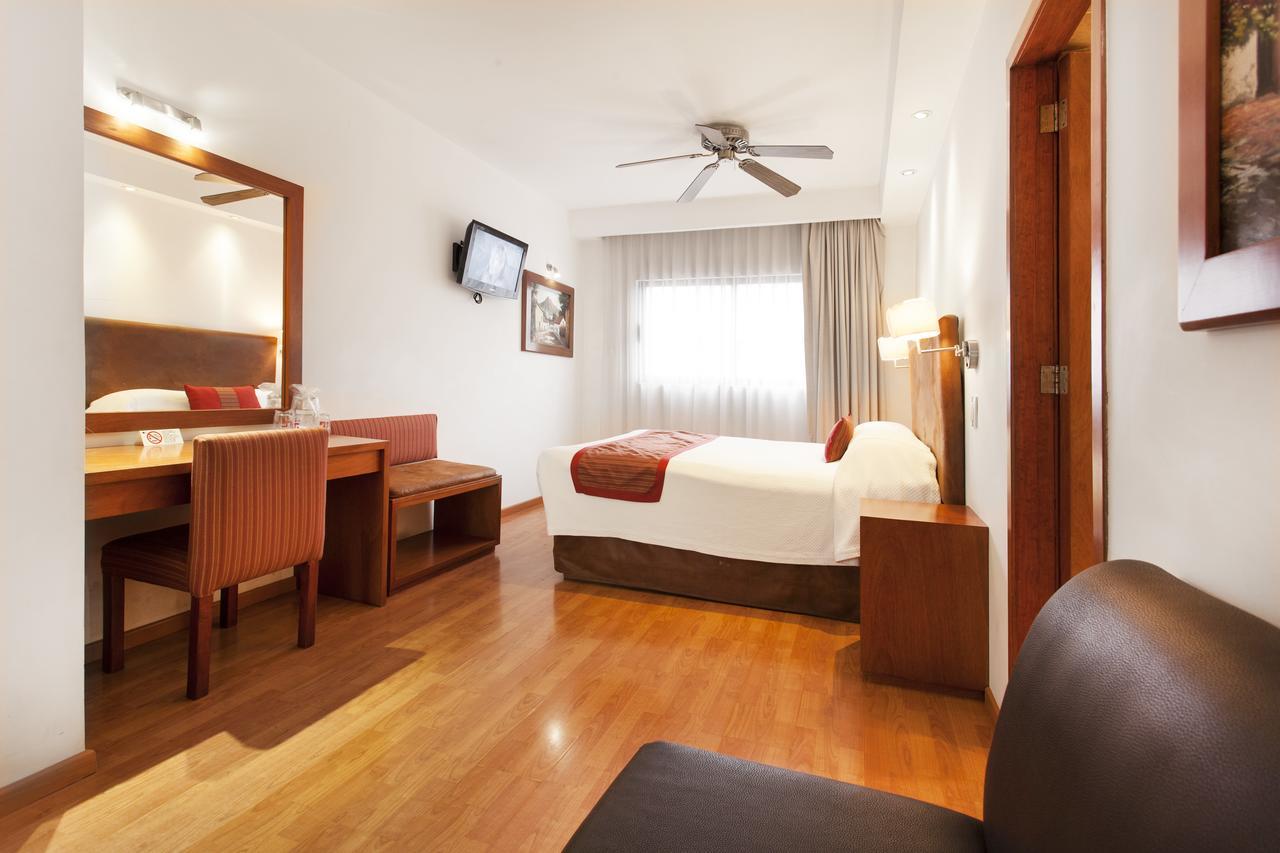 Gillow Hotel 4*
