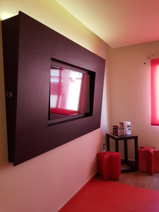 Hollywood Hotel 4*
