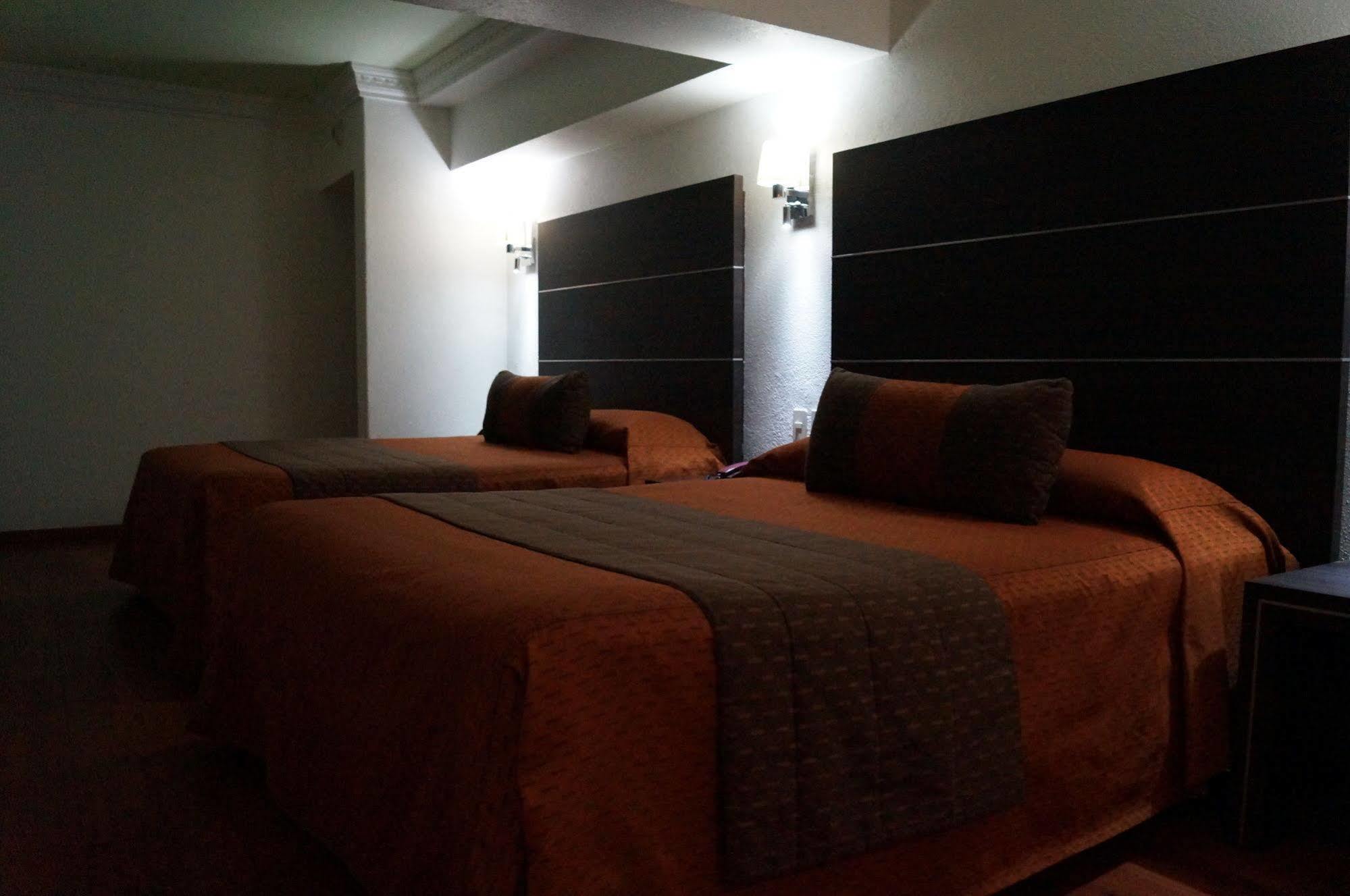 De Madrid Hotel 4*