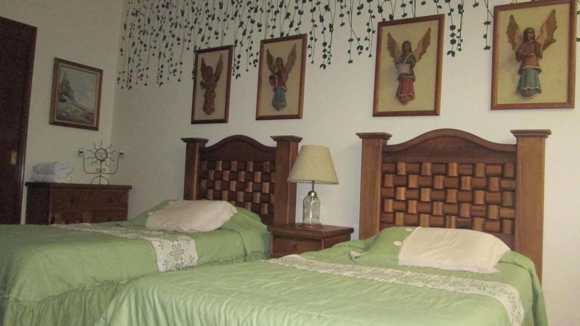 La Encantada Hostal México DF