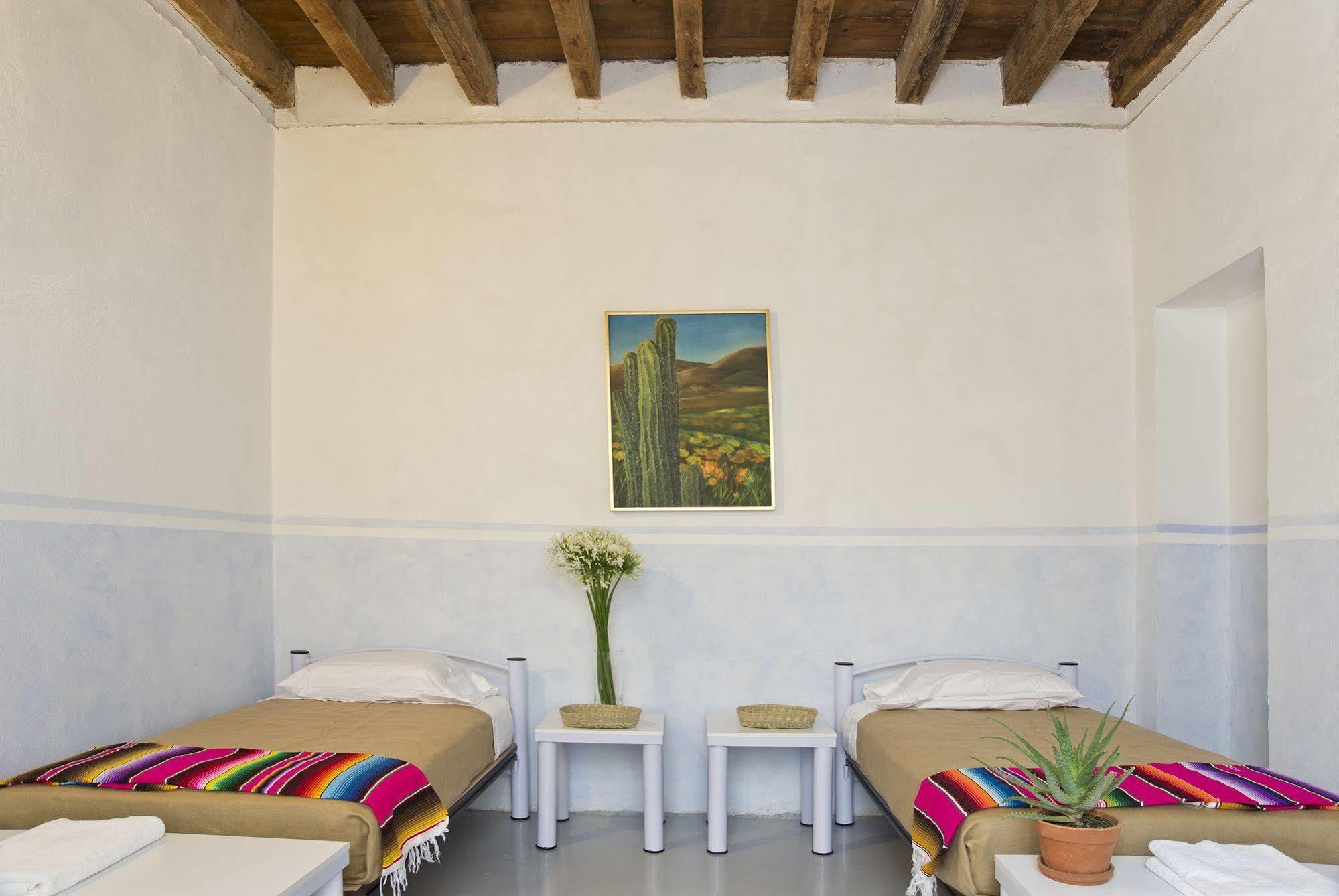 Casa San Ildefonso Albergue *