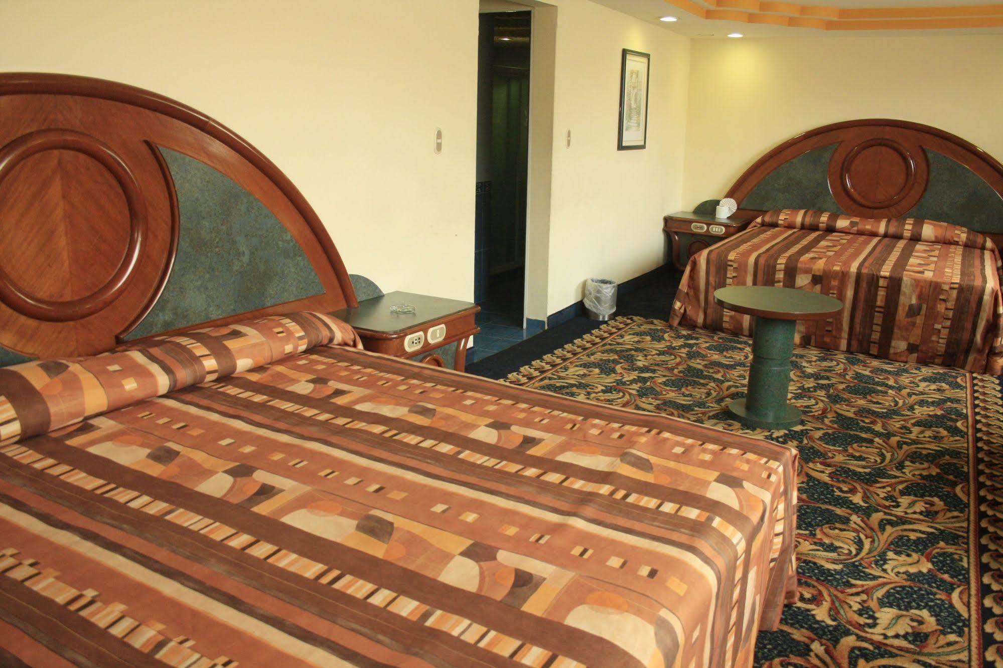 Hotel El Senador 3*