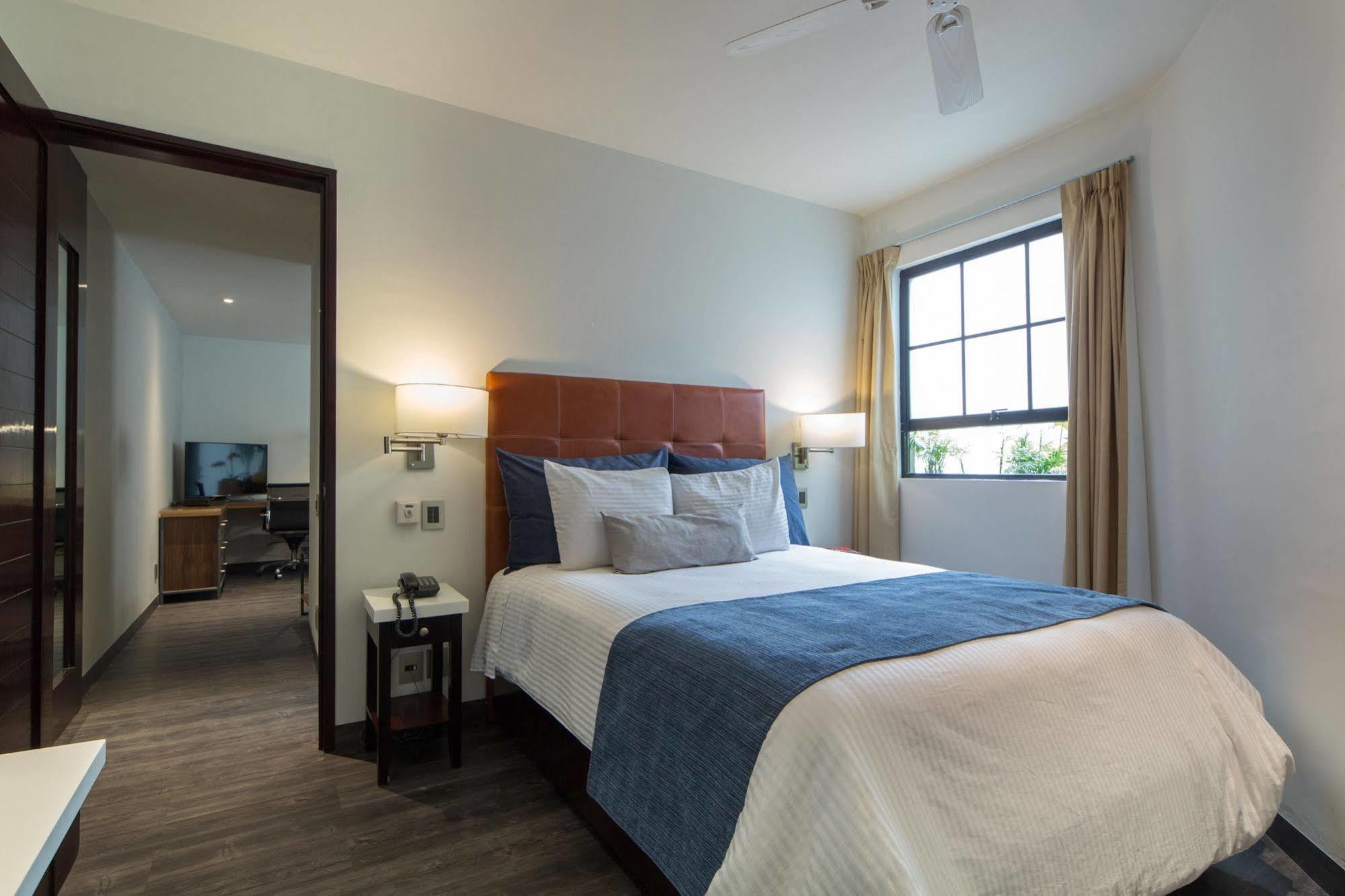 Flowsuites Polanco Mexico City