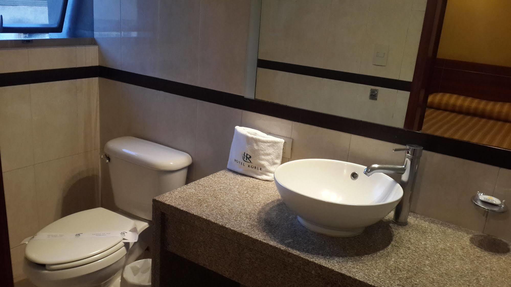 Roble Hotel
