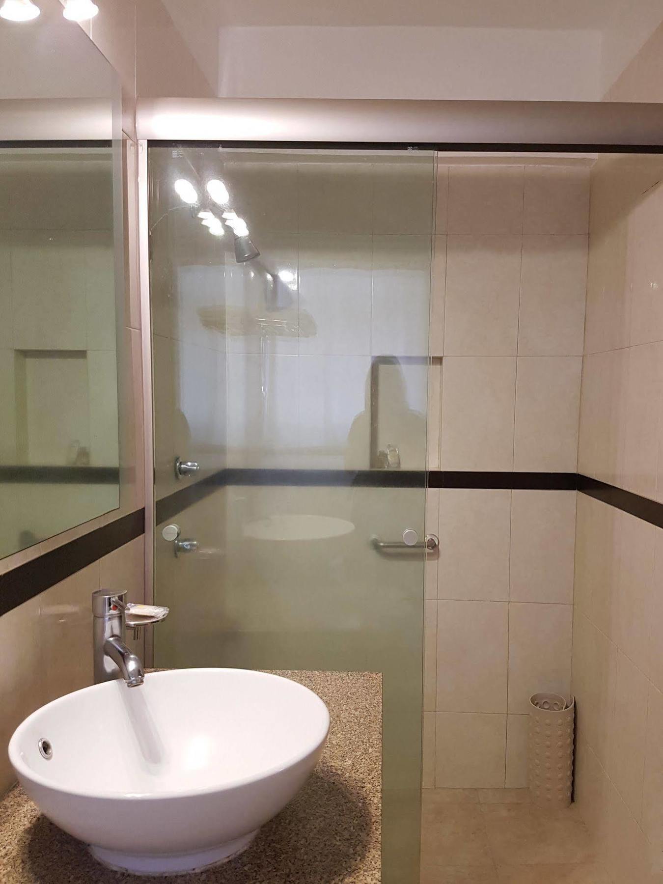 Roble Hotel 3*
