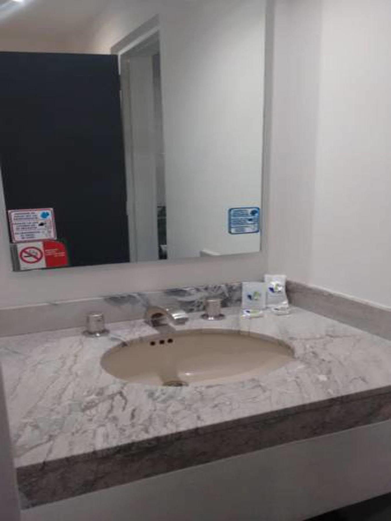 Atenas Plaza 4*
